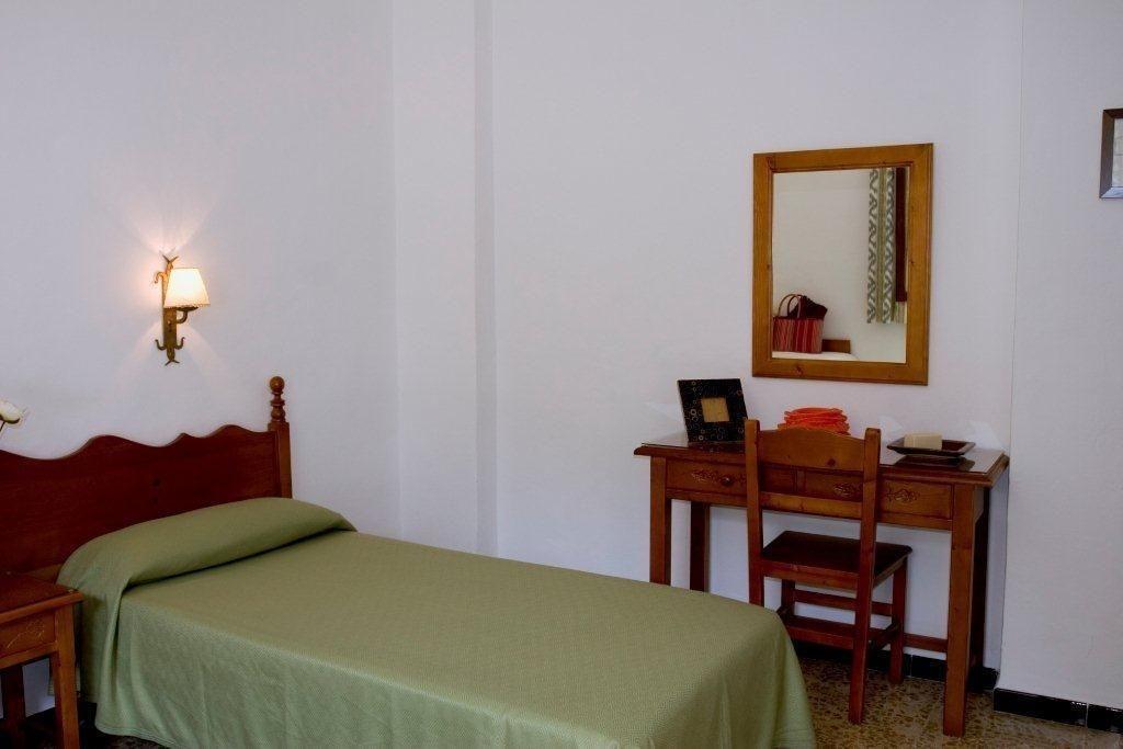 Hostal La Ceiba Cala d'Or  Exterior photo